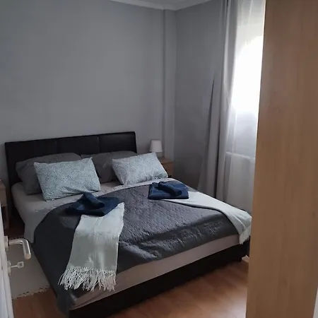 Beno Apartment